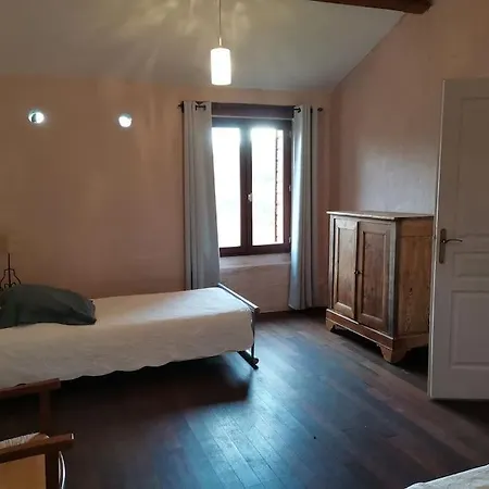 Holiday home Maison Nature 5 Min Mirepoix Roumengoux